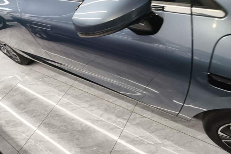 Used XPeng P5 2021 460G Right Side Sill