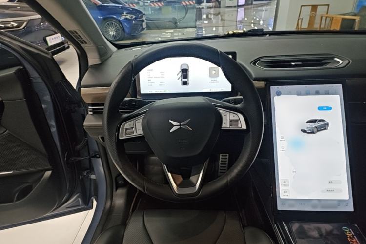 Used XPeng P5 2021 550G Steering Wheel