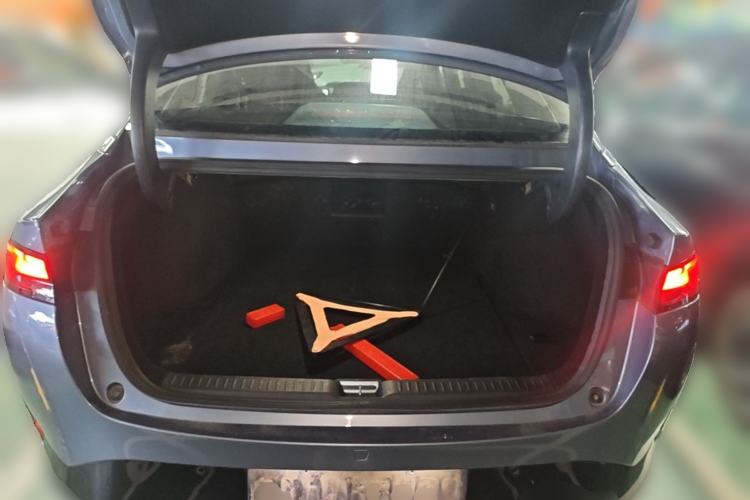 Used XPeng P5 2021 460G+ Trunk