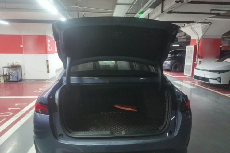 Used XPeng P5 2021 550P Trunk