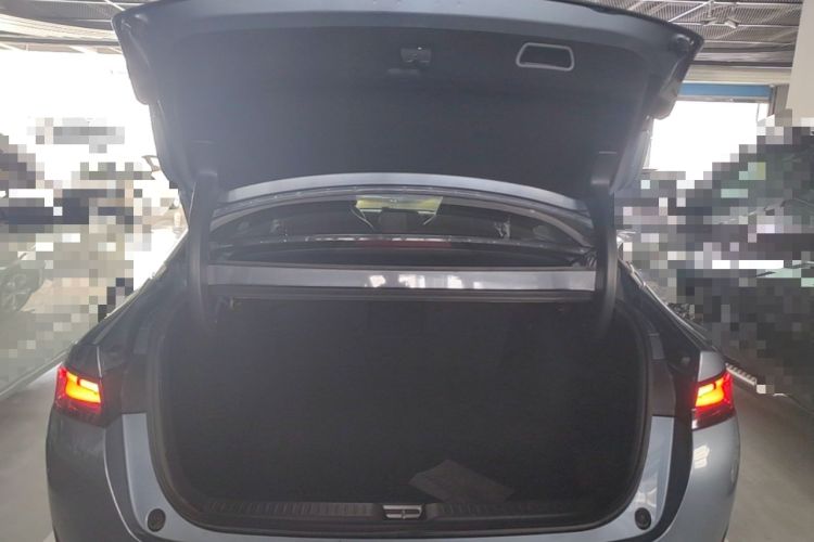 Used XPeng P5 2021 550G Trunk