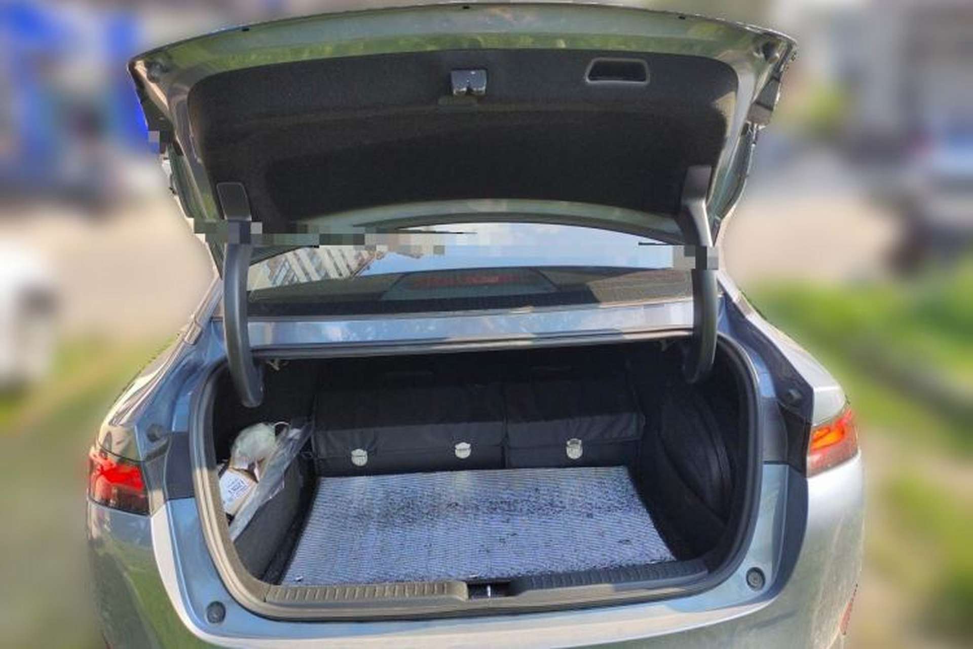 Used XPeng P5 2021 550E Trunk