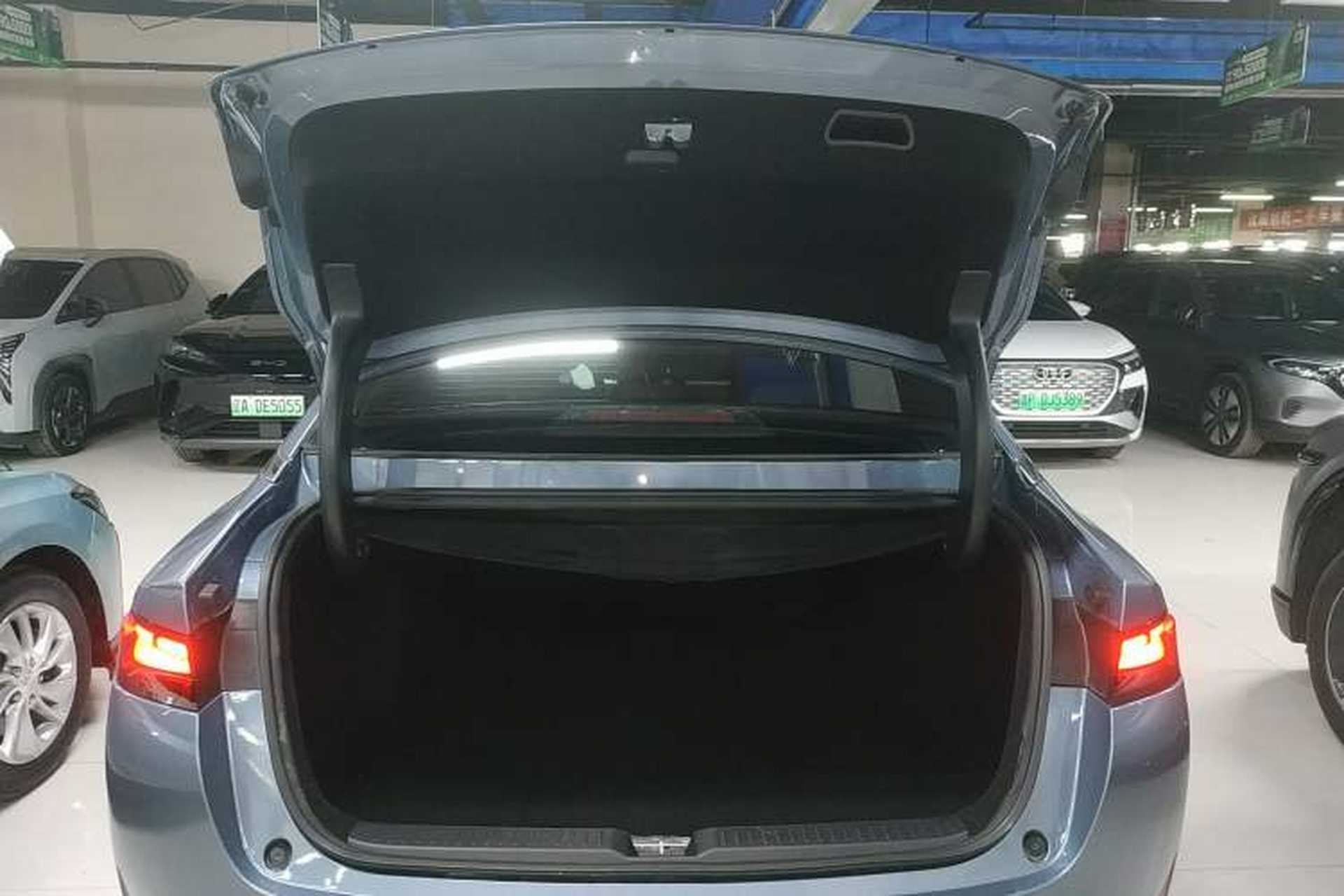 Used XPeng P5 2021 550P Trunk