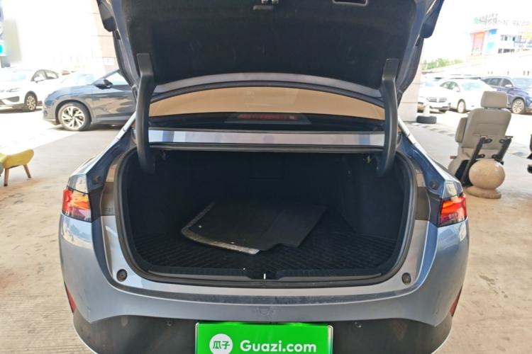 Used XPeng P5 2021 550G Trunk