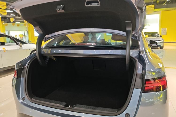 Used XPeng P5 2021 550E Trunk