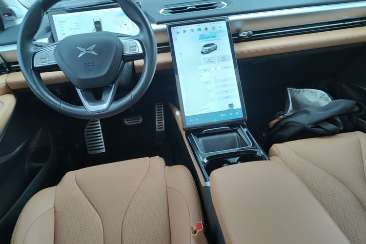 Used XPeng P5 2021 600P Center Console