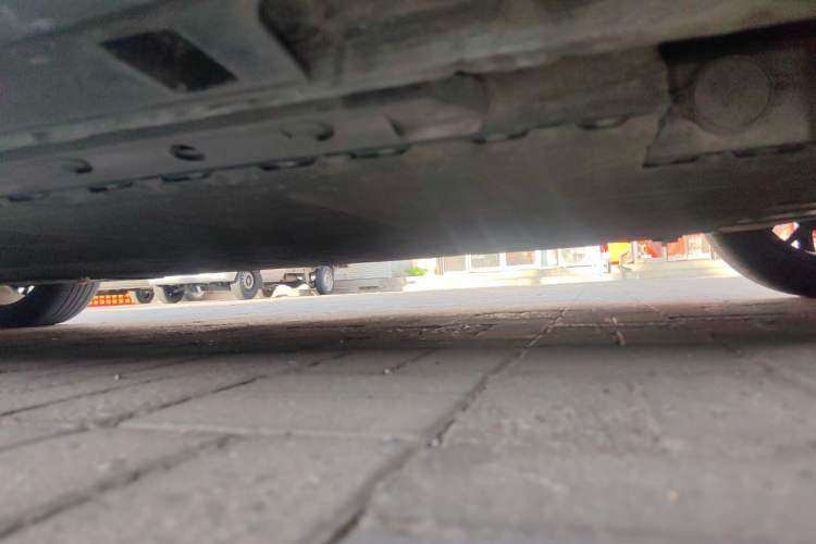Used XPeng P5 2021 600P Chassis Rear Left