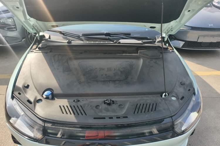 Used XPeng P5 2021 550P Engine Bay