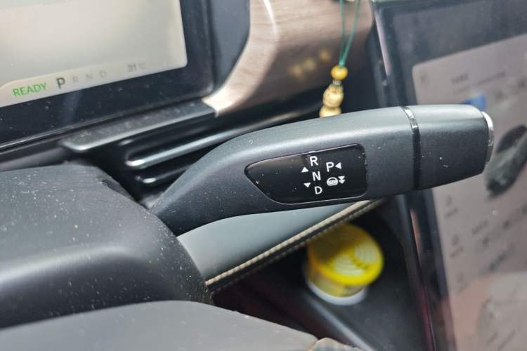 Used XPeng P5 2021 460G Gear Lever