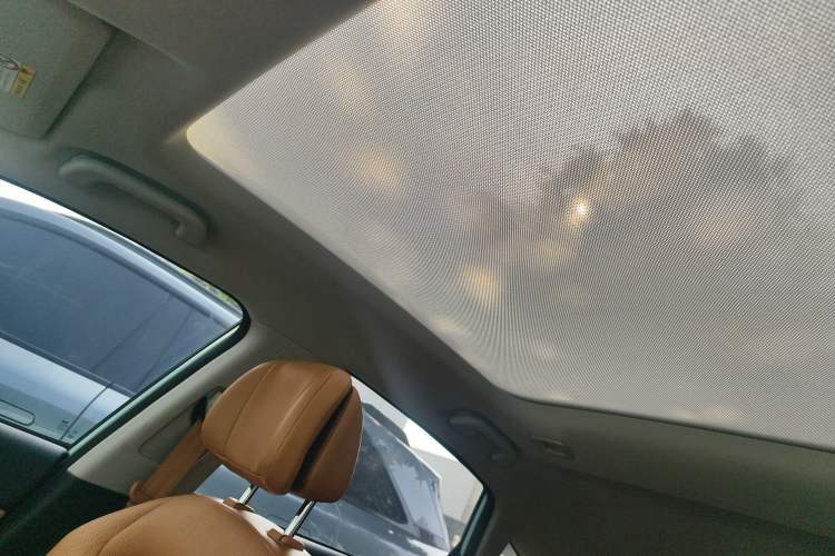 Used XPeng P5 2021 550P Headliner