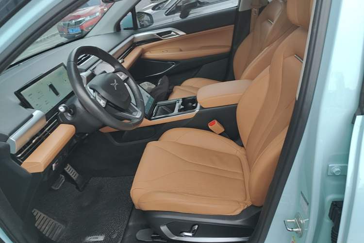 Used XPeng P5 2021 600P Left Front Seat