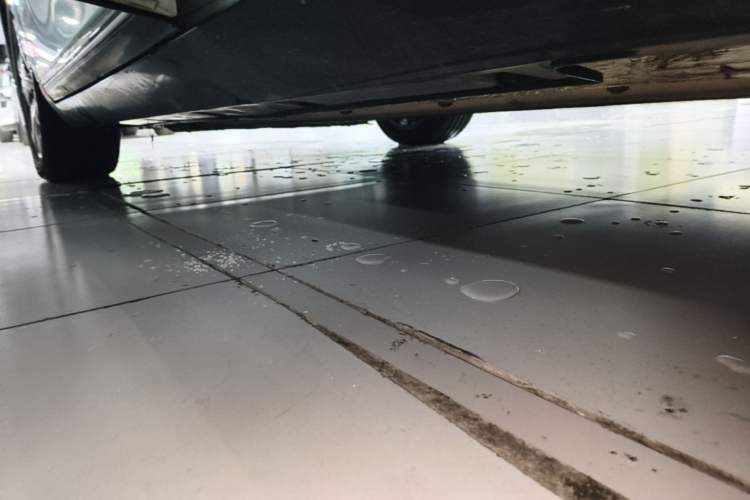 Used XPeng P5 2021 550E Left Side Sill