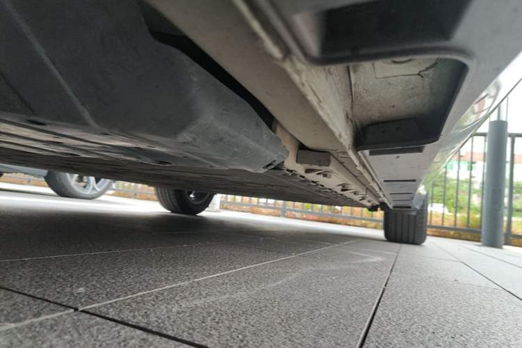 Used XPeng P5 2021 600P Left Side Sill