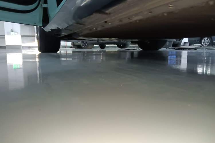 Used XPeng P5 2021 600P Left Side Sill