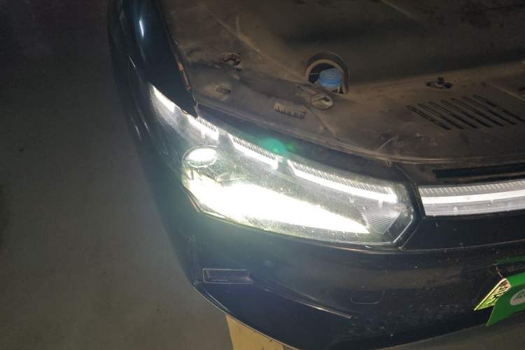 Used XPeng P5 2021 550P Right Front Headlight