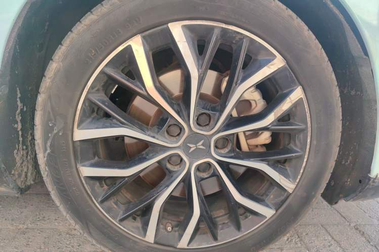 Used XPeng P5 2021 600P Right Front Wheel Hub