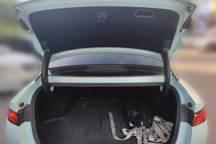 Used XPeng P5 2021 600P Trunk