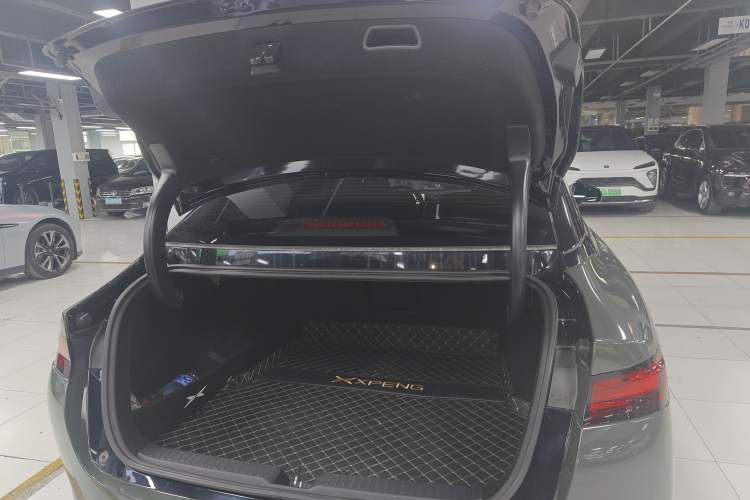 Used XPeng P5 2021 550E Trunk