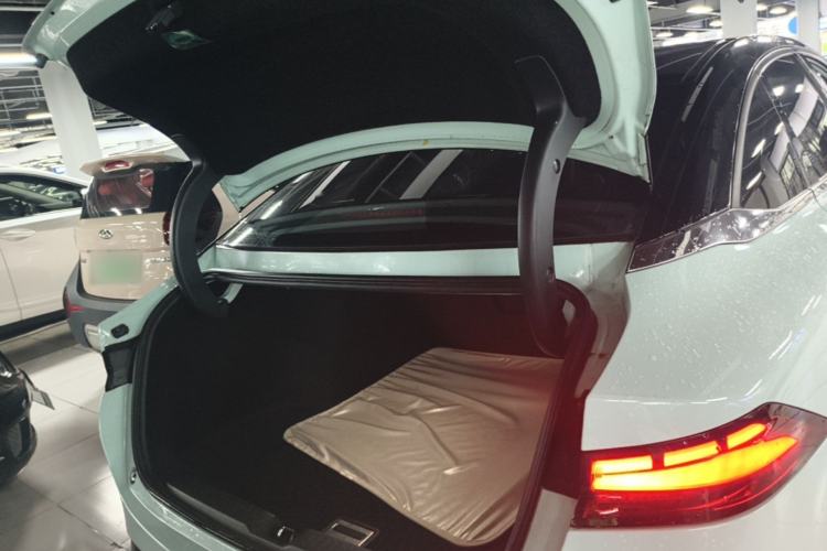 Used XPeng P5 2021 550E Trunk