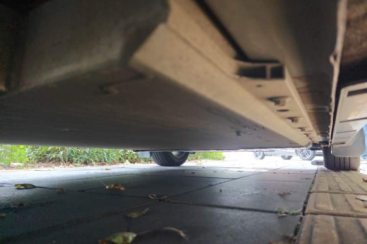Used XPeng P5 2021 550G Chassis Rear Right
