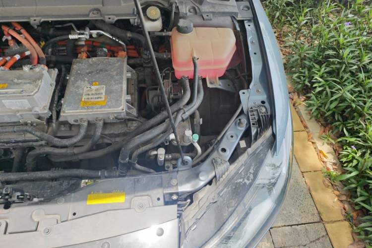 Used XPeng P5 2021 550G Engine Bay Left