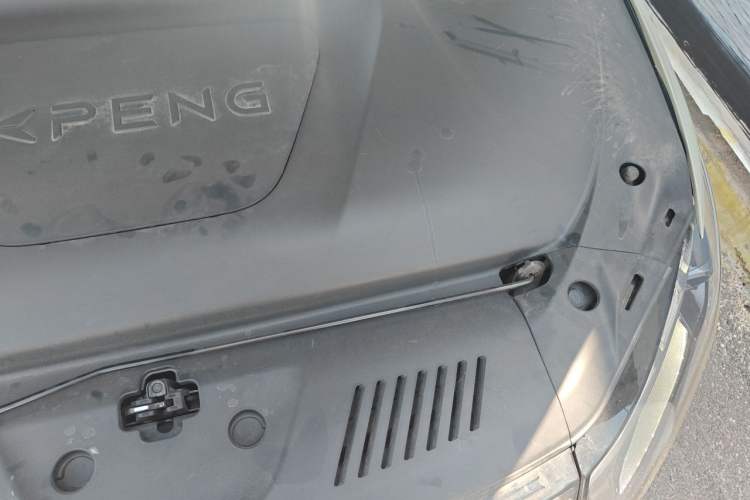 Used XPeng P5 2021 550E Engine Bay Left