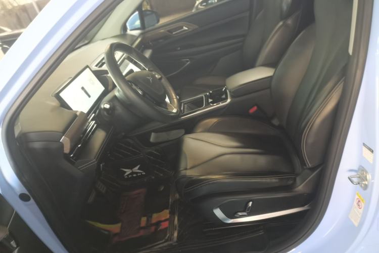 Used XPeng P5 2021 550G Left Front Seat