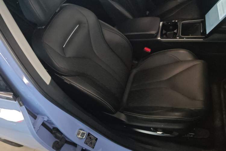 Used XPeng P5 2021 600P Right Front Seat
