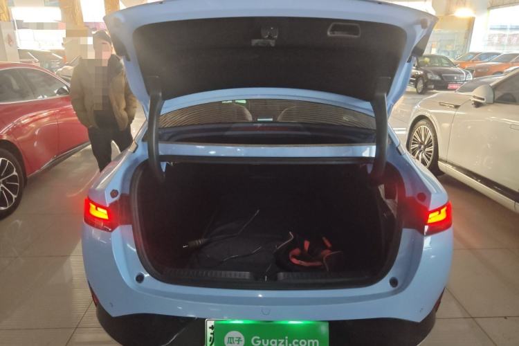 Used XPeng P5 2021 550E Trunk