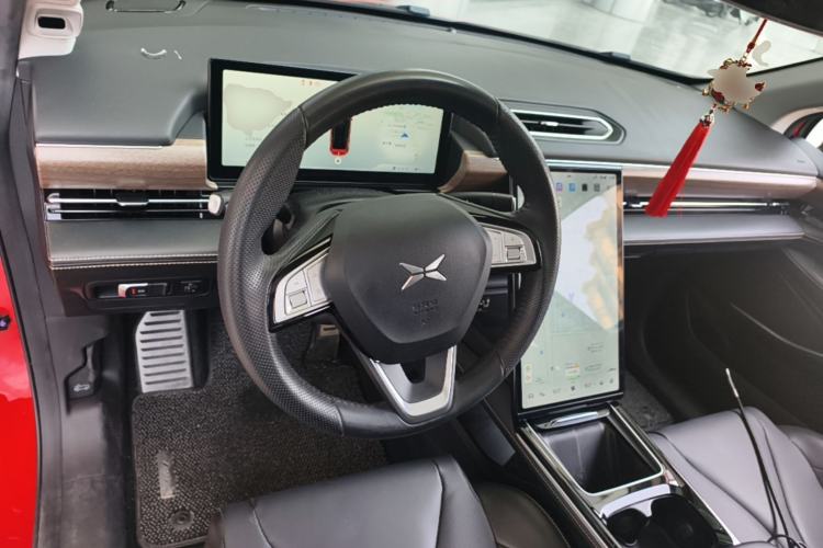 Used XPeng P5 2021 550E Center Console