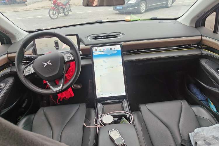 Used XPeng P5 2021 460G+ Center Console