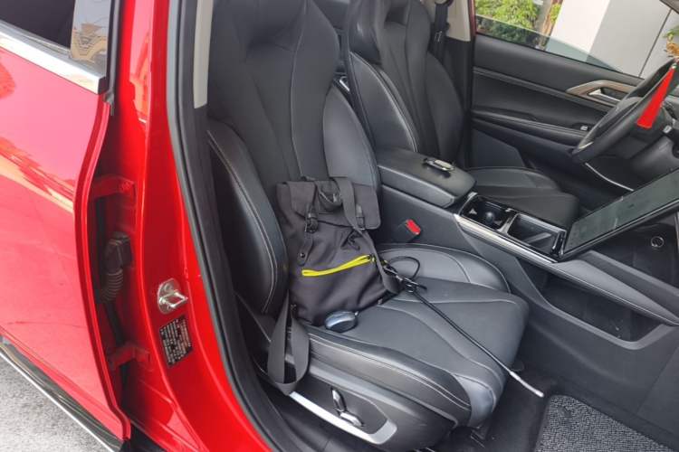 Used XPeng P5 2021 550E Right Front Seat