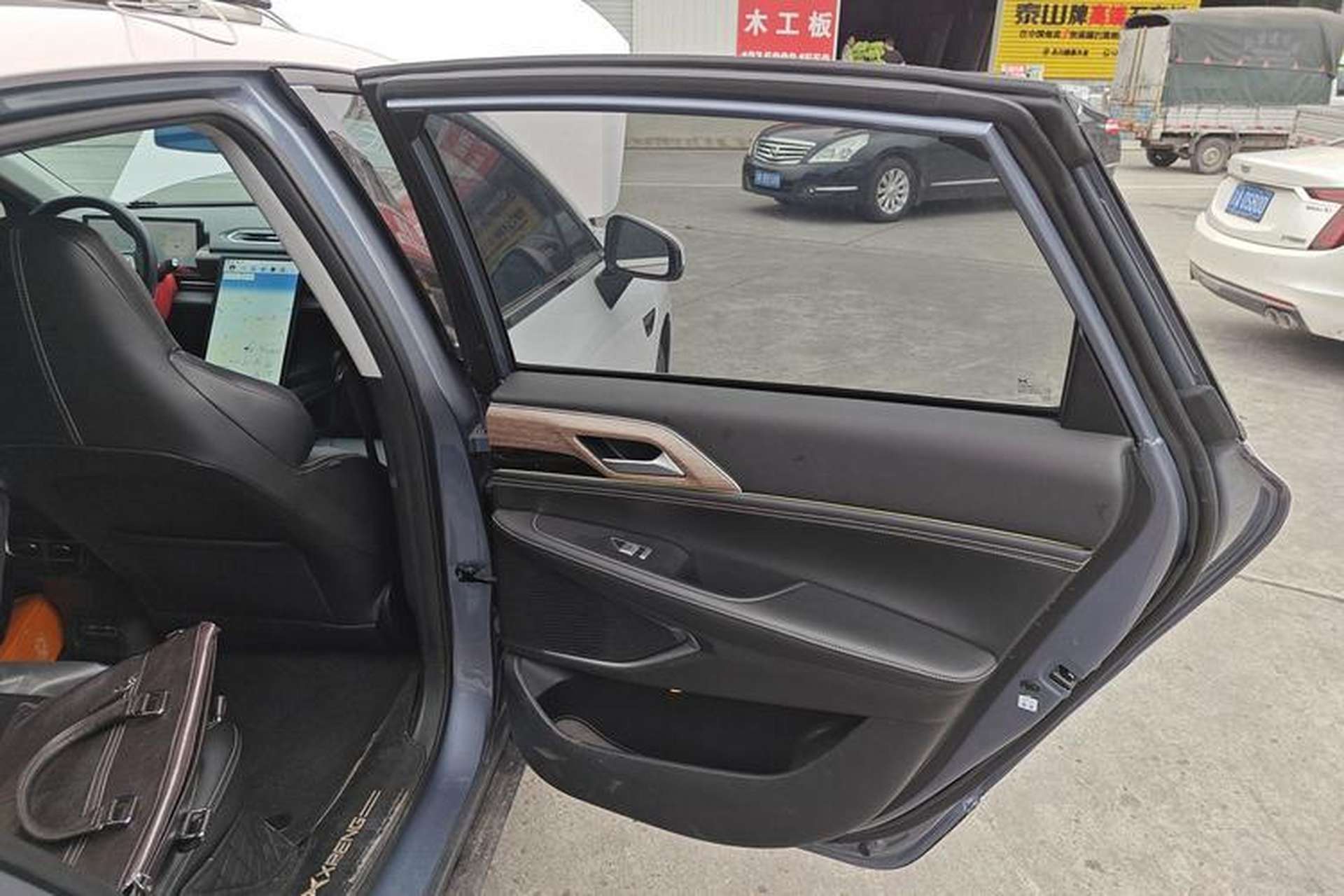 Used XPeng P5 2021 460G+ Right Rear Door Interior