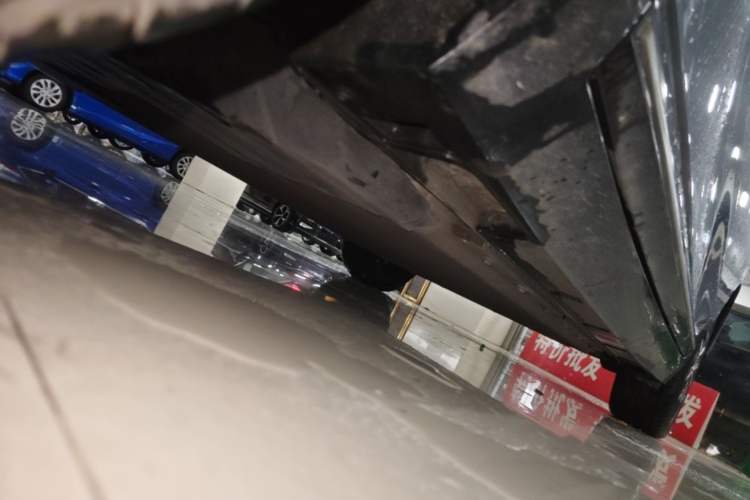 Used XPeng P5 2021 460G+ Left Side Sill