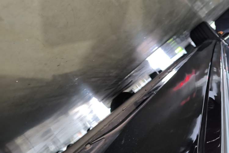 Used XPeng P5 2021 550G Left Side Sill