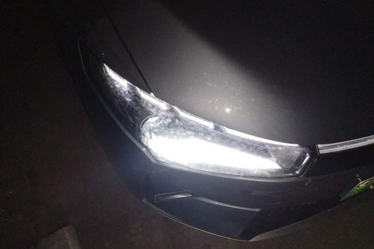 Used XPeng P5 2021 600P Right Front Headlight