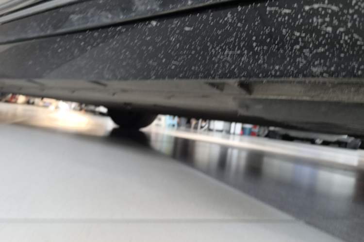 Used XPeng P5 2021 550G Right Side Sill