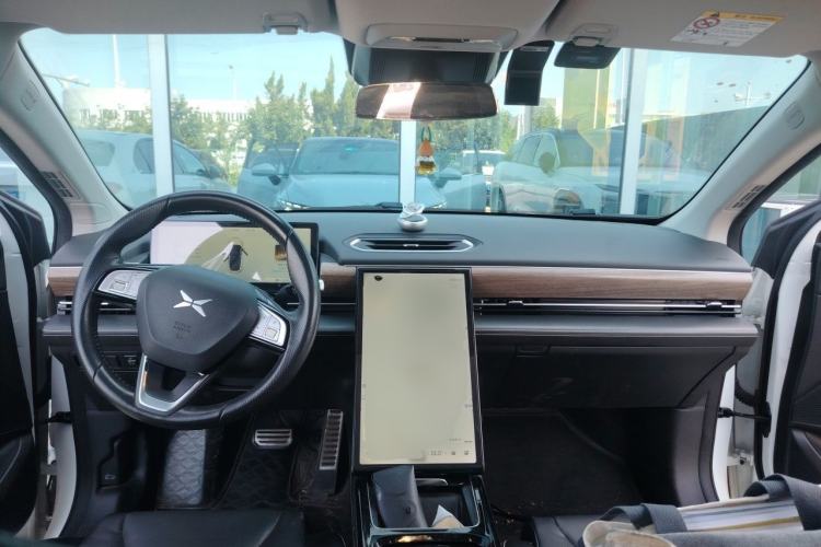 Used XPeng P5 2021 460G+ Center Console