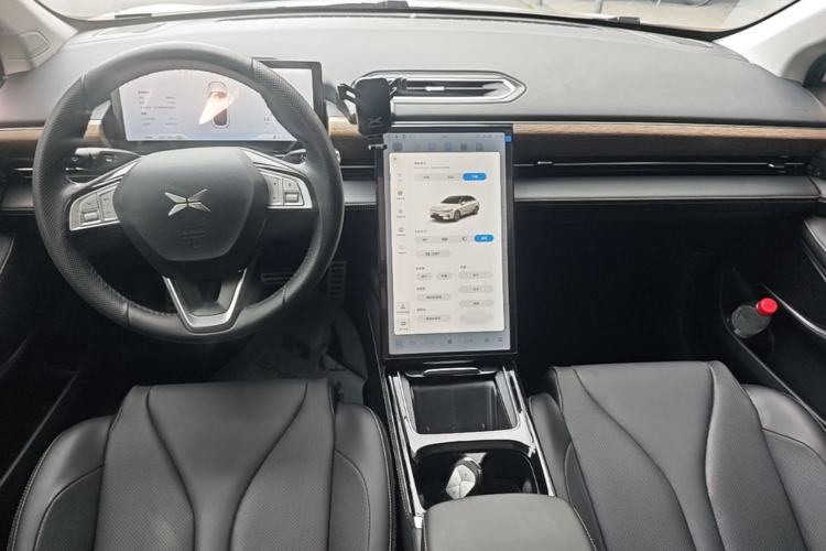 Used XPeng P5 2021 460G+ Center Console
