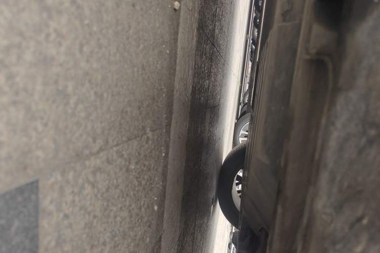 Used XPeng P5 2021 460G+ Chassis Front Right