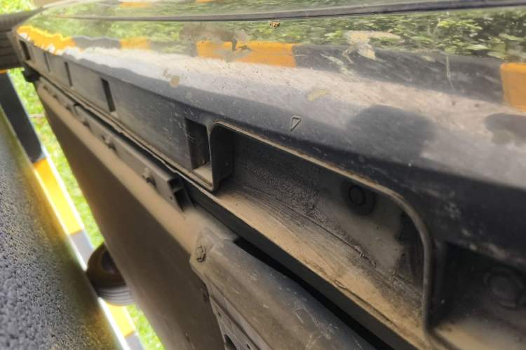 Used XPeng P5 2021 550G Chassis Front Right