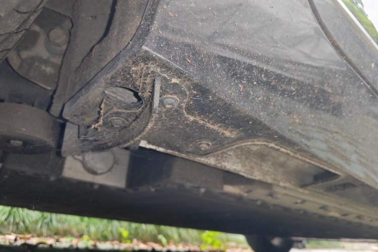 Used XPeng P5 2021 600P Chassis Rear Right