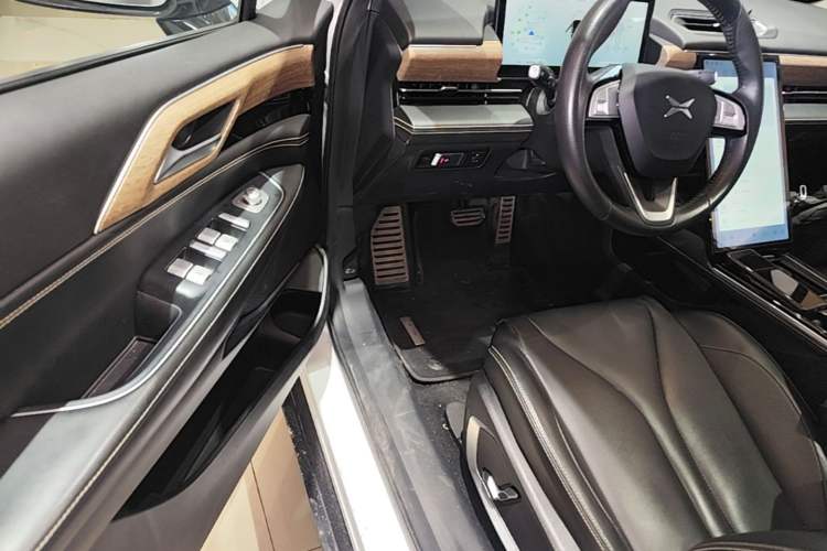 Used XPeng P5 2021 460G+ Driver Seat