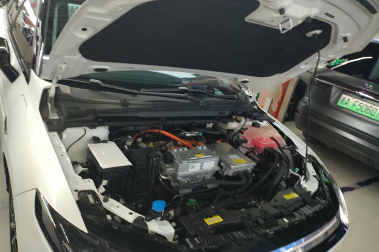Used XPeng P5 2021 460G+ Engine Bay