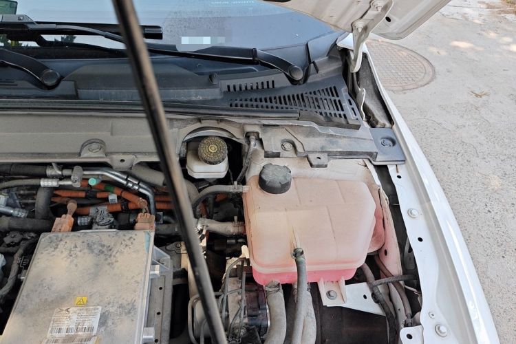 Used XPeng P5 2021 550G Engine Bay Left