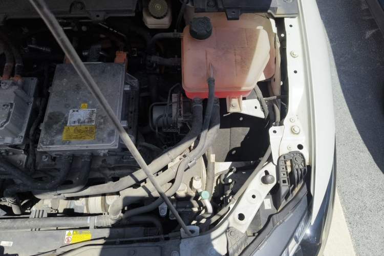 Used XPeng P5 2021 550G Engine Bay Left