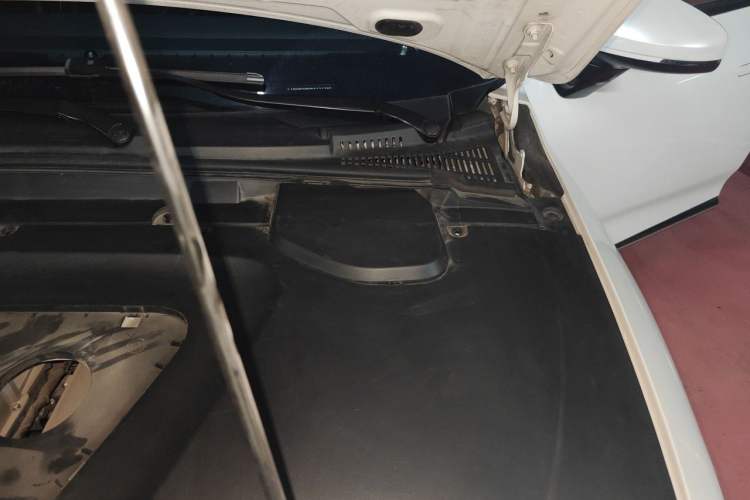 Used XPeng P5 2021 510E Engine Bay Left
