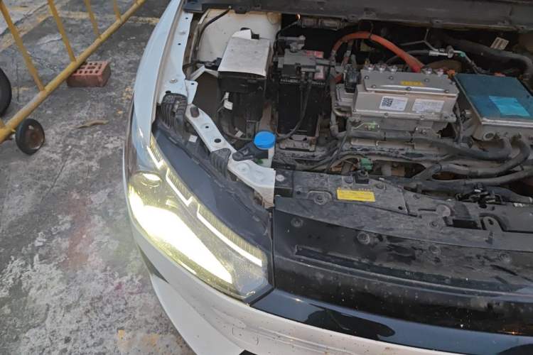 Used XPeng P5 2021 460G+ Engine Bay Right