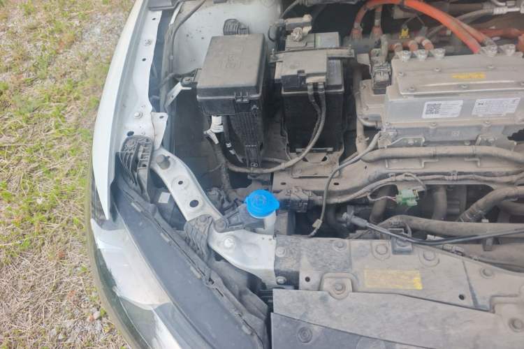 Used XPeng P5 2021 460G+ Engine Bay Right