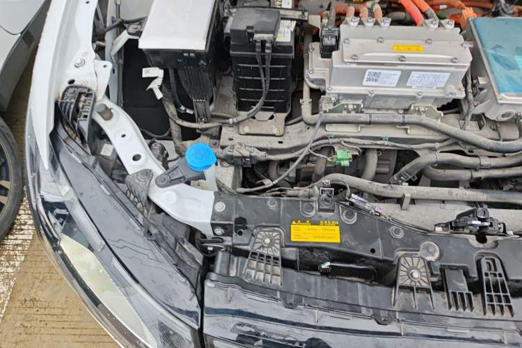 Used XPeng P5 2021 460G+ Engine Bay Right